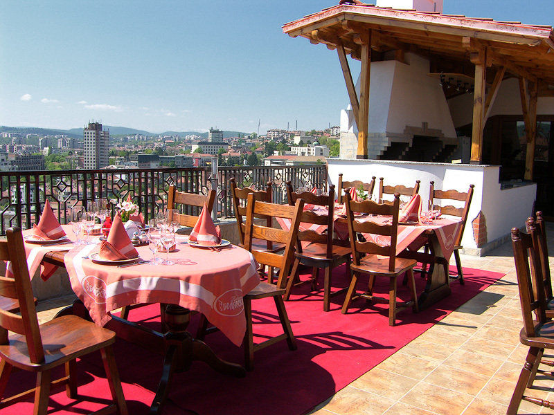 Meridian Hotel Bolyarski Veliko Tarnovo Kültér fotó